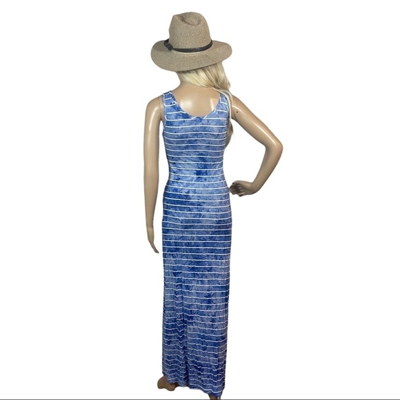 BLUE and white striped tie-dye maxi sundress - Picture 5 of 7